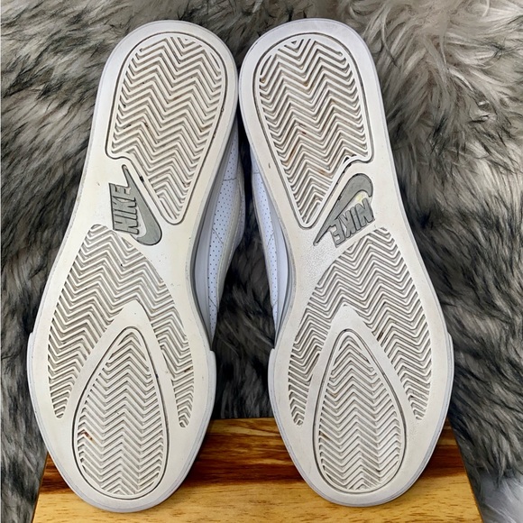 Nike Sweet Classic Shoes White Leather Athletic Sneakers Women’s Size 7/38EUR - Picture 8 of 9